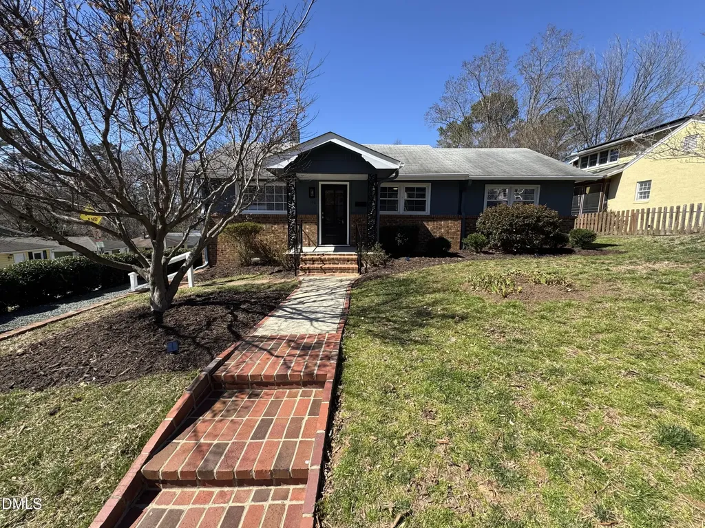 310 Crest Drive Chapel Hill NC 27516