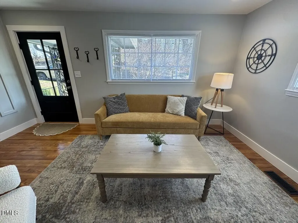 310 Crest Drive Chapel Hill NC 27516