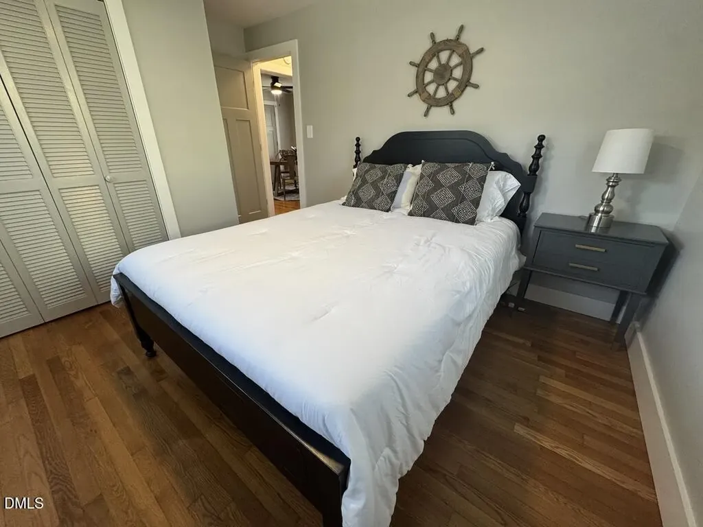 310 Crest Drive Chapel Hill NC 27516