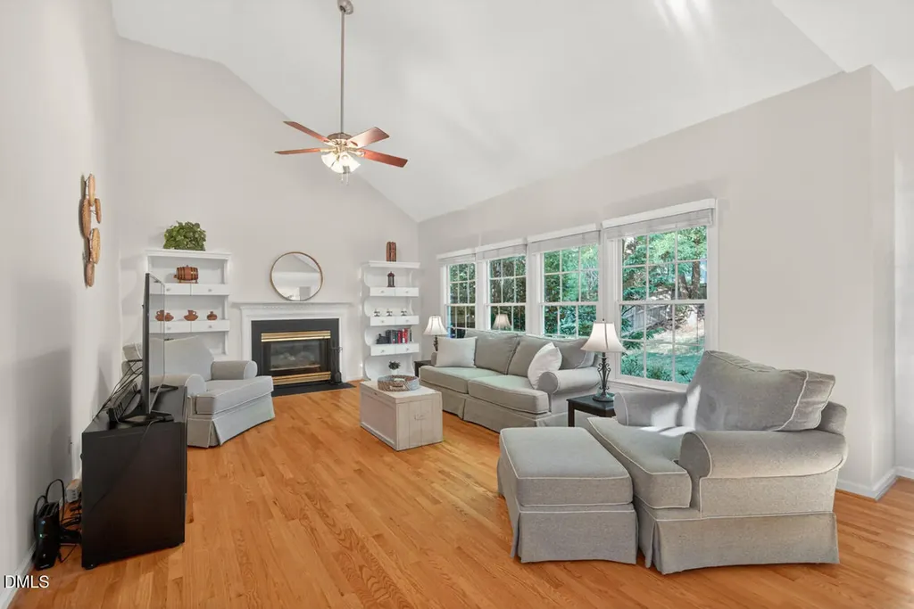 115 Lonebrook Drive Chapel Hill NC 27516
