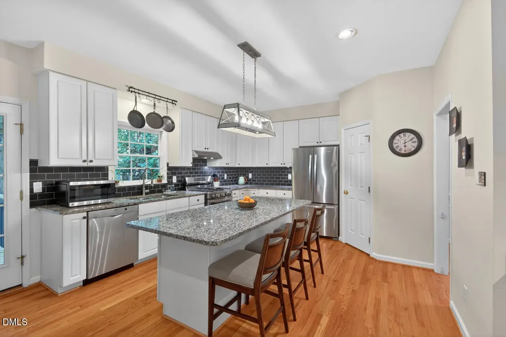 115 Lonebrook Drive Chapel Hill NC 27516