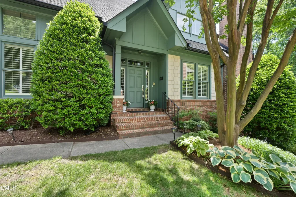 8110 Lloyd Allyns Way Raleigh NC 27615