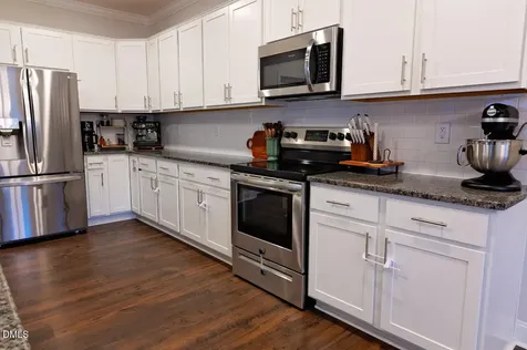 81 Rolling Pasture Way Sanford NC 27332