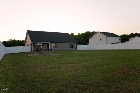 81 Rolling Pasture Way Sanford NC 27332