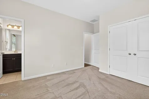 817 Wickham Ridge Road Apex NC 27539