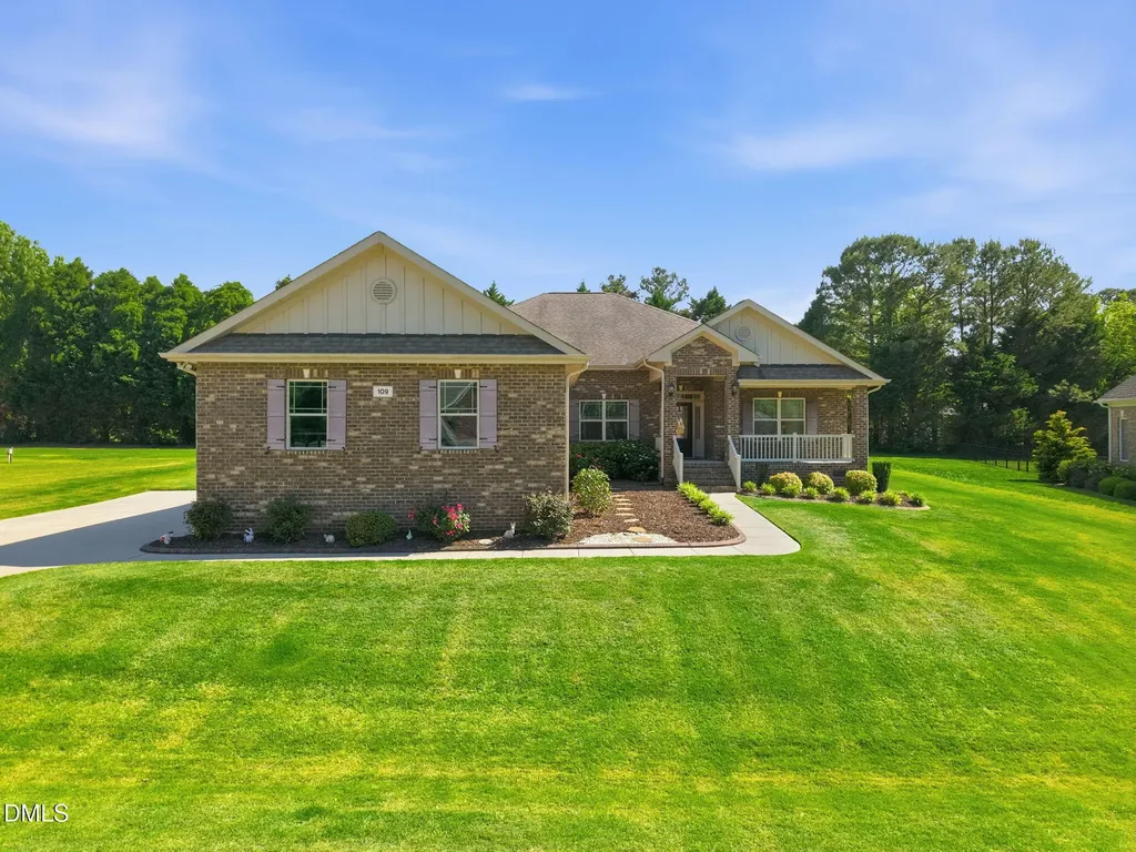 109 W Paige Wynd Drive Angier NC 27501