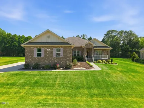 109 W Paige Wynd Drive Angier NC 27501