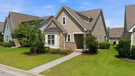 2820 Haw River Trail Apex NC 27502