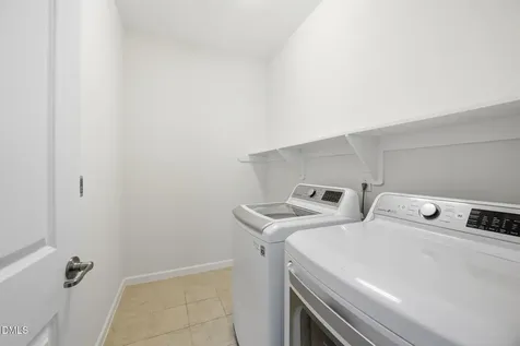 2820 Haw River Trail Apex NC 27502