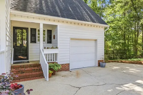 102 Medallion Circle Cary NC 27513