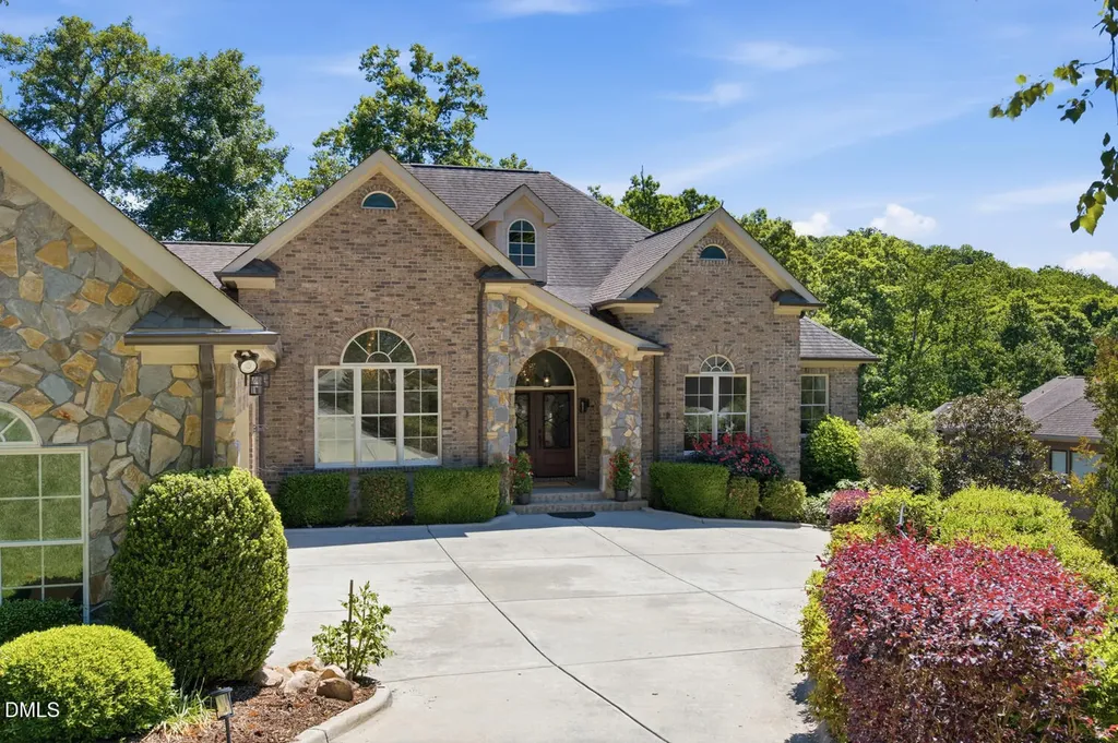 56712 Nash Chapel Hill NC 27517