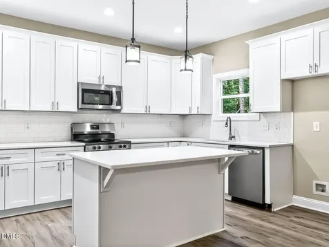 6002 Cypress Point Sanford NC 27332