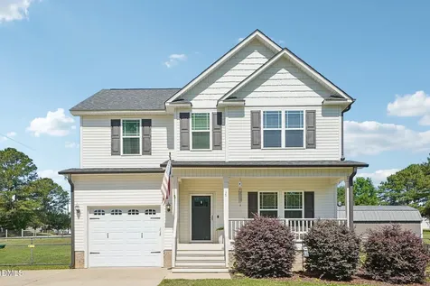 17 Fields Way Coats NC 27521