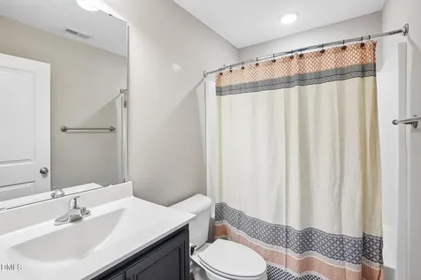 17 Fields Way Coats NC 27521