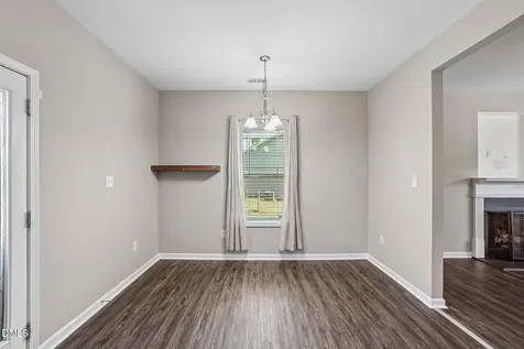 17 Fields Way Coats NC 27521
