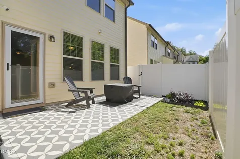 727 Maypearl Lane Raleigh NC 27610