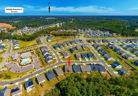 200 Wonderberry Way Holly Springs NC 27540