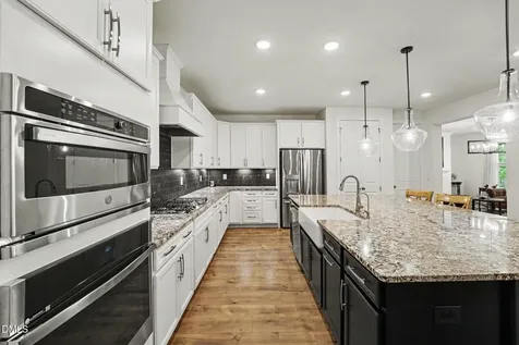 200 Wonderberry Way Holly Springs NC 27540