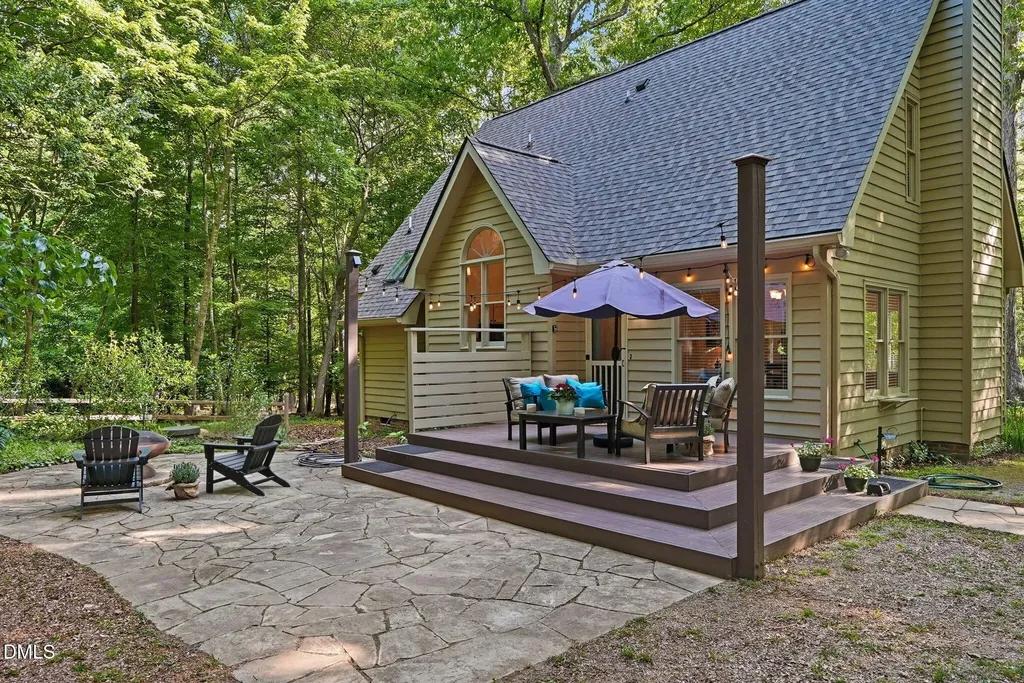 8202 Reynard Road Chapel Hill NC 27516