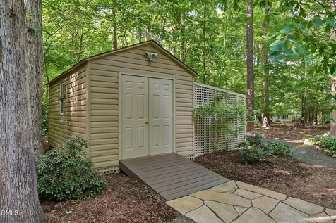 8202 Reynard Road Chapel Hill NC 27516