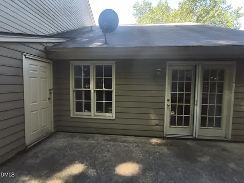 9 Crystal Oaks Court Durham NC 27707