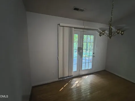 9 Crystal Oaks Court Durham NC 27707