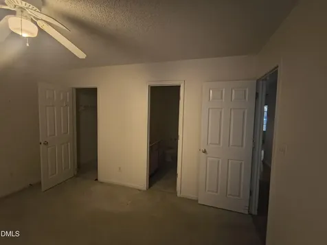 9 Crystal Oaks Court Durham NC 27707