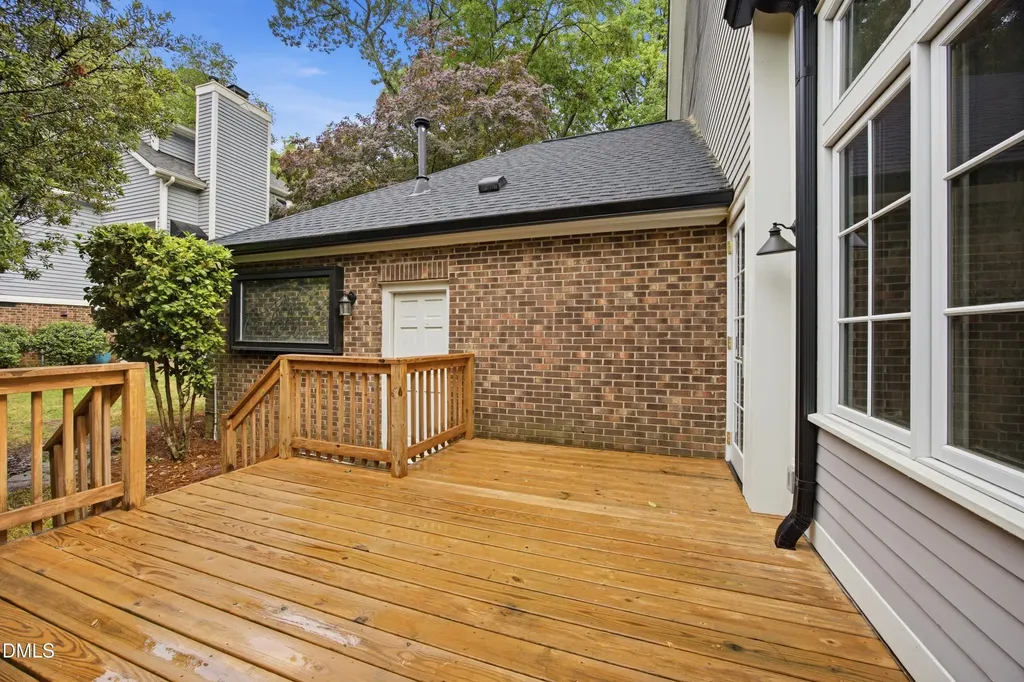 2204 Oxford Hills Drive Raleigh NC 27608