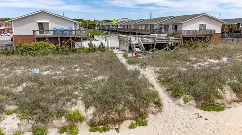 277 Salter Path Road Pine Knoll Shores NC 28512