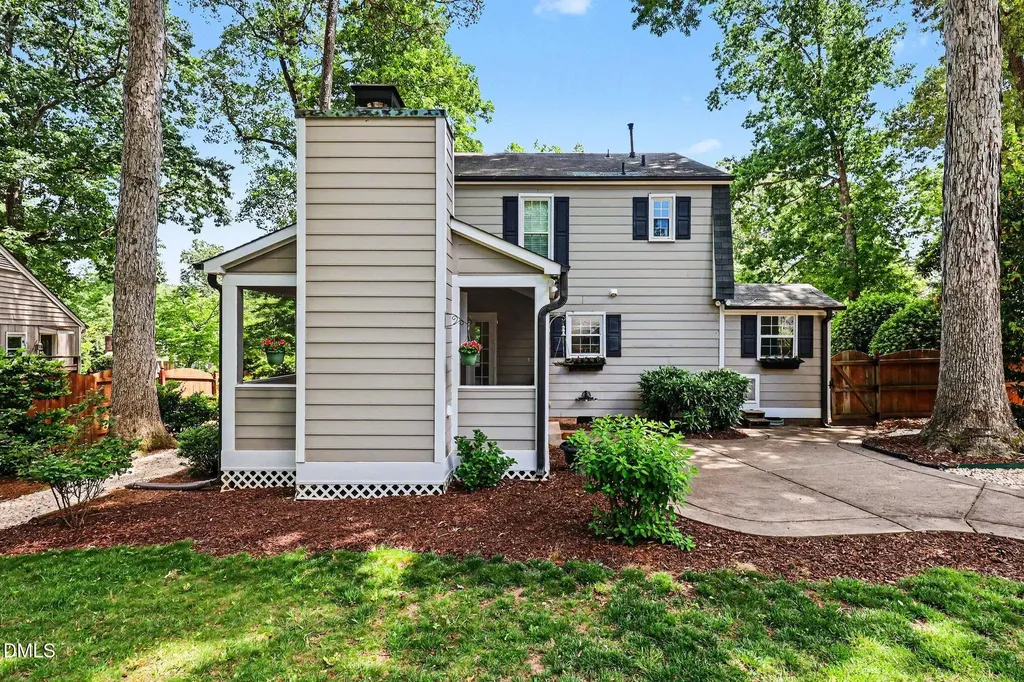 4505 Wenchelsea Place Raleigh NC 27612
