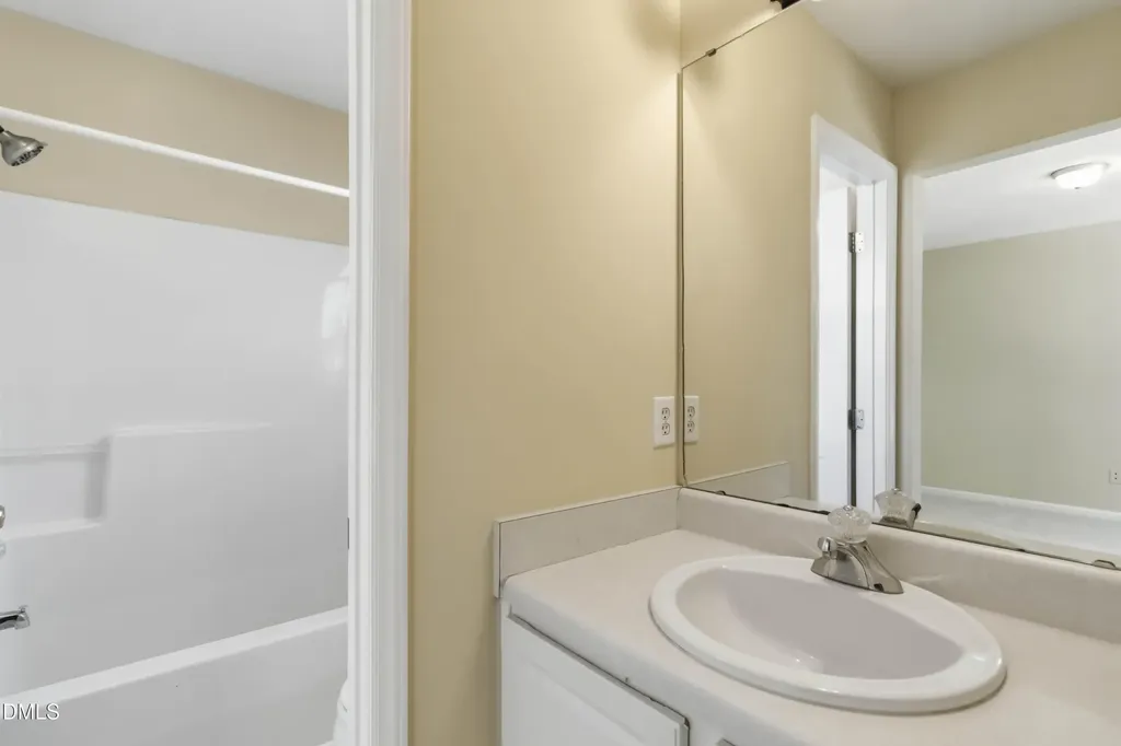 2125 Ventana Lane Raleigh NC 27604