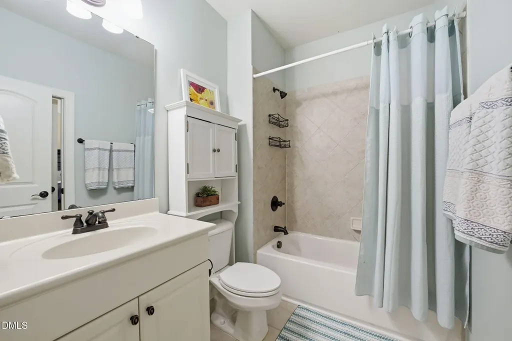 1612 Green Oaks Parkway Holly Springs NC 27540