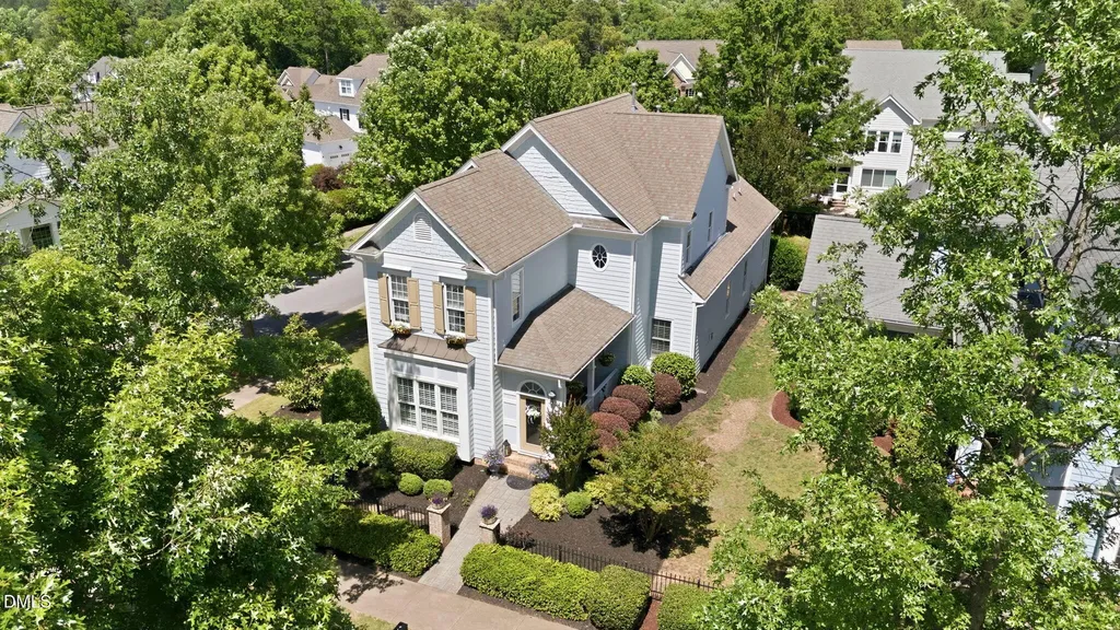 1612 Green Oaks Parkway Holly Springs NC 27540