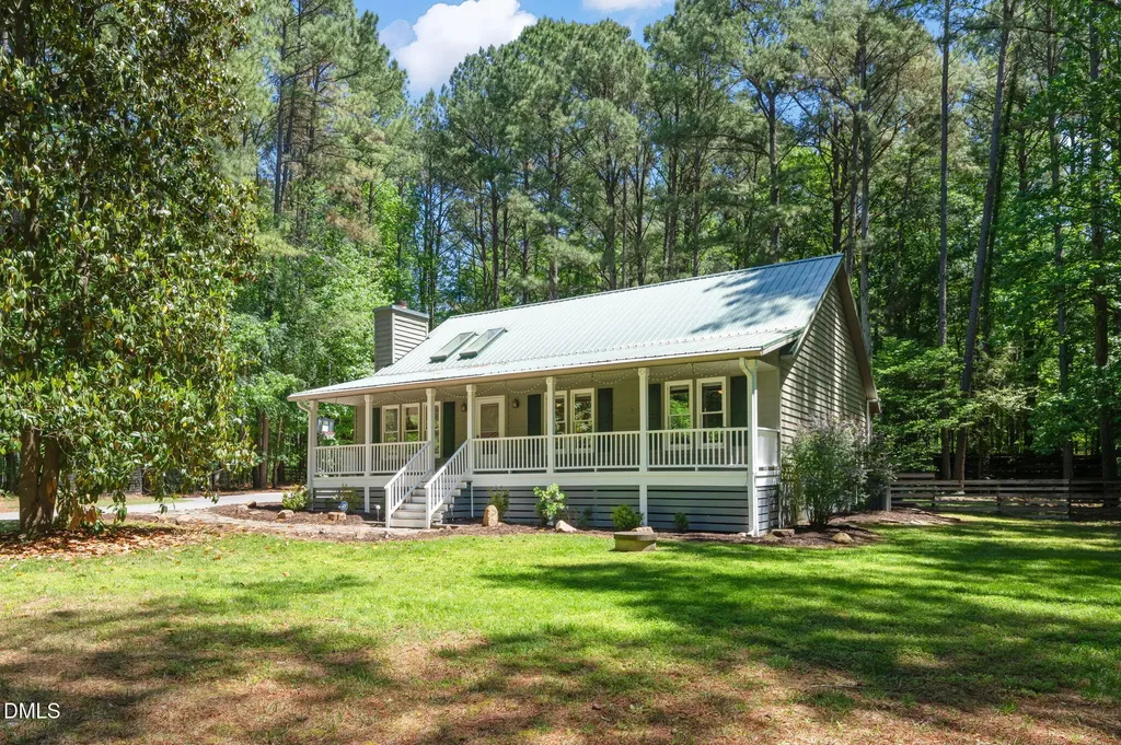 1212 Tallyho Trail Chapel Hill NC 27516