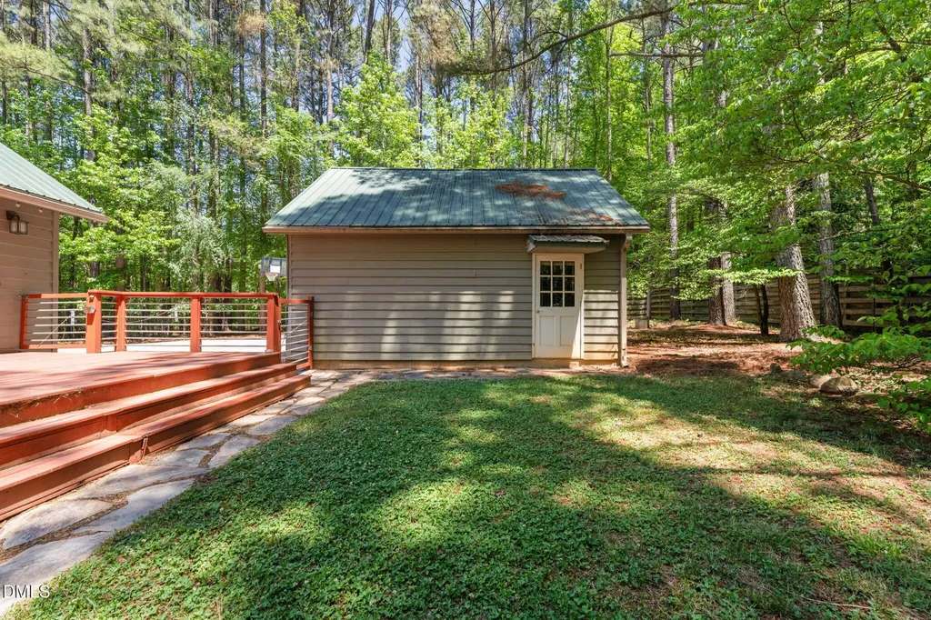 1212 Tallyho Trail Chapel Hill NC 27516