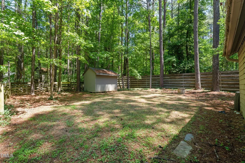 1212 Tallyho Trail Chapel Hill NC 27516