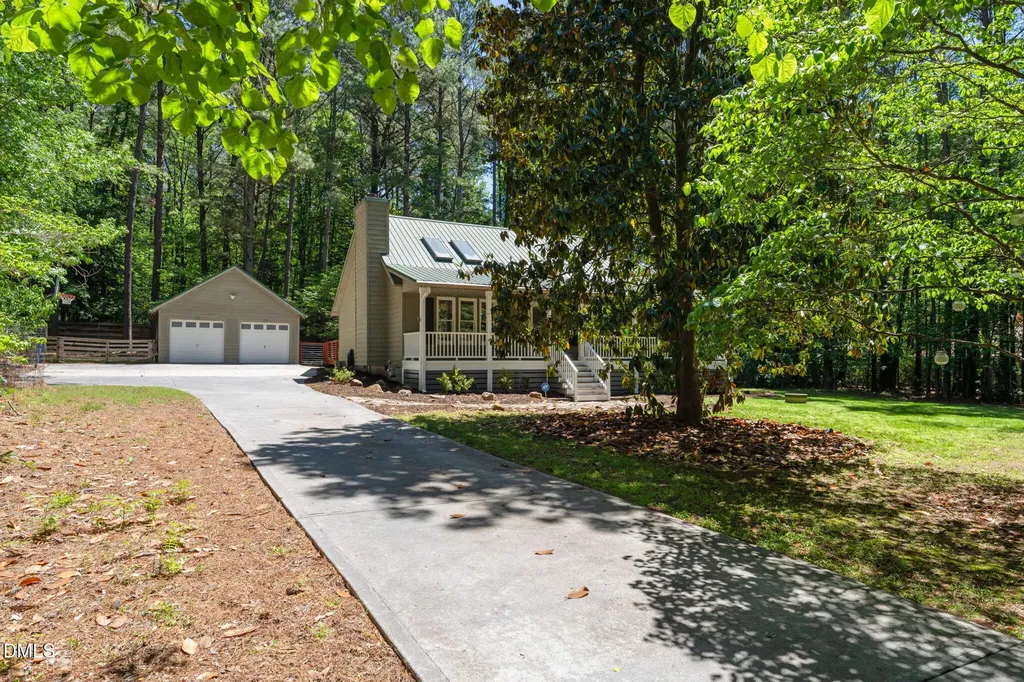 1212 Tallyho Trail Chapel Hill NC 27516