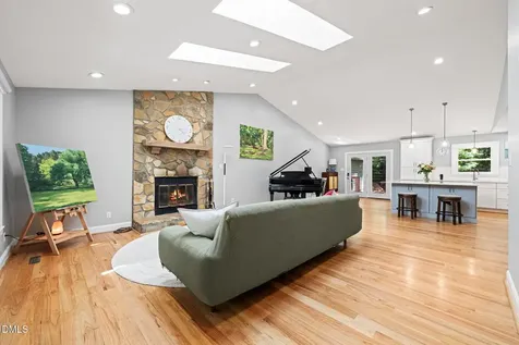 1212 Tallyho Trail Chapel Hill NC 27516