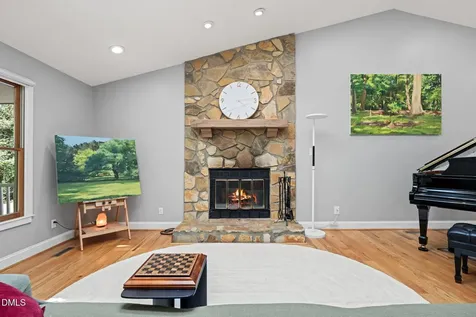 1212 Tallyho Trail Chapel Hill NC 27516