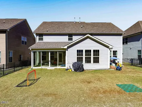 704 Wildwood Farm Way Holly Springs NC 27540