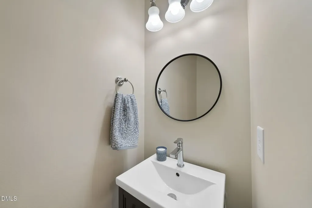 8402 Saltwood Place Raleigh NC 27617