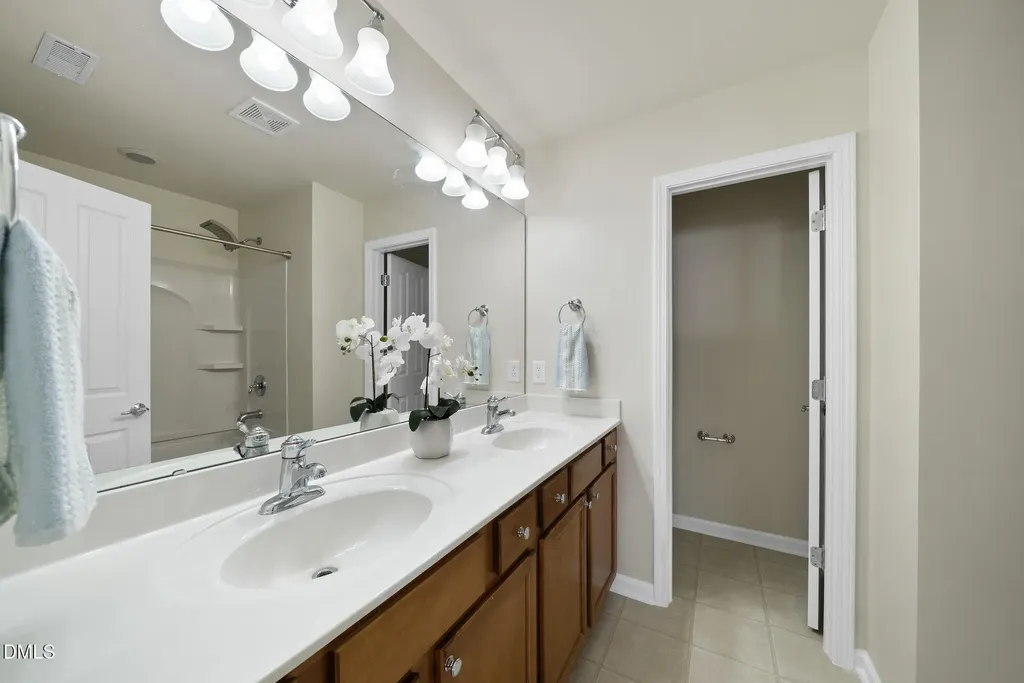 8402 Saltwood Place Raleigh NC 27617