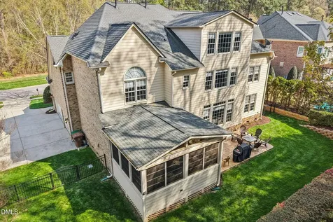 312 Allenhurst Place Cary NC 27518