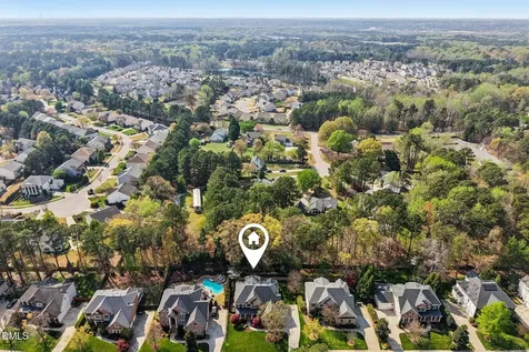 312 Allenhurst Place Cary NC 27518