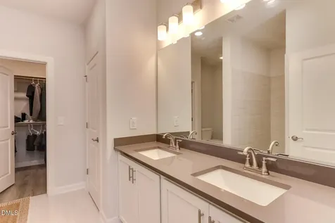 810 Money Island Place Cary NC 27519