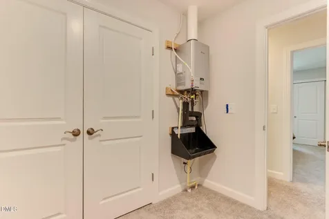 810 Money Island Place Cary NC 27519