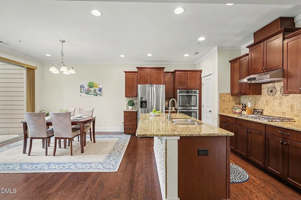 9207 Giralda Walk Raleigh NC 27617
