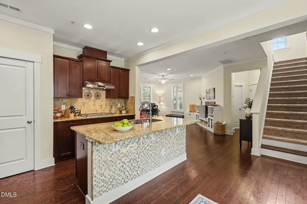 9207 Giralda Walk Raleigh NC 27617