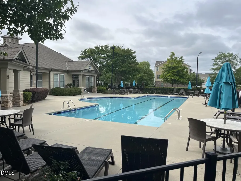 9207 Giralda Walk Raleigh NC 27617