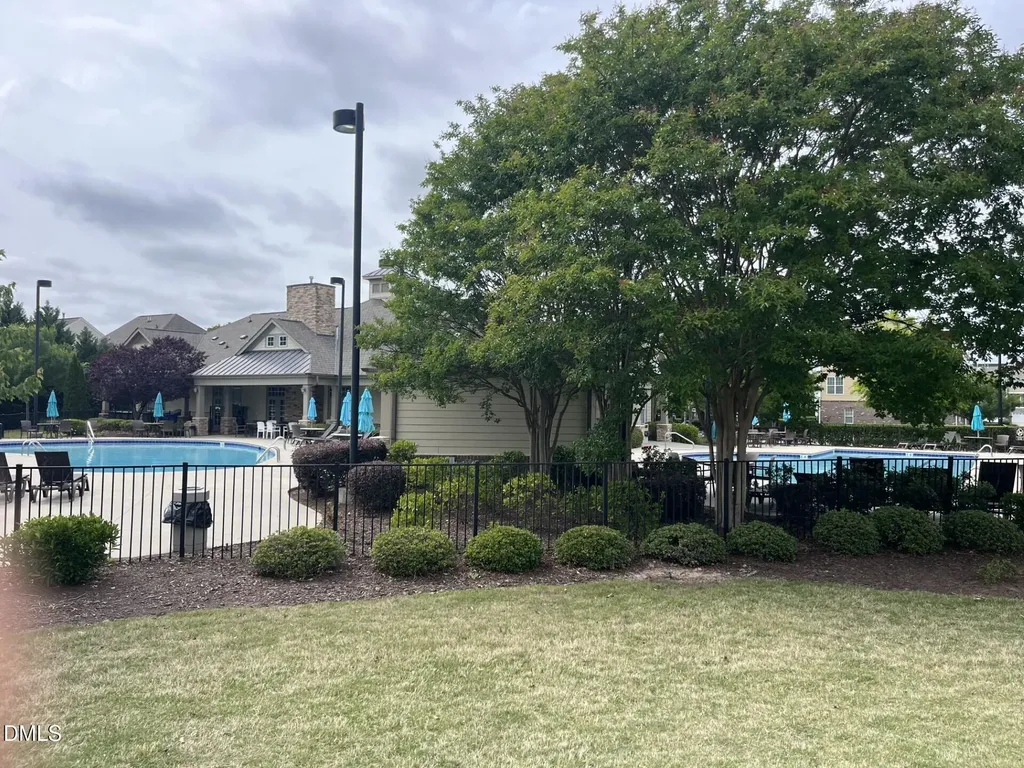 9207 Giralda Walk Raleigh NC 27617